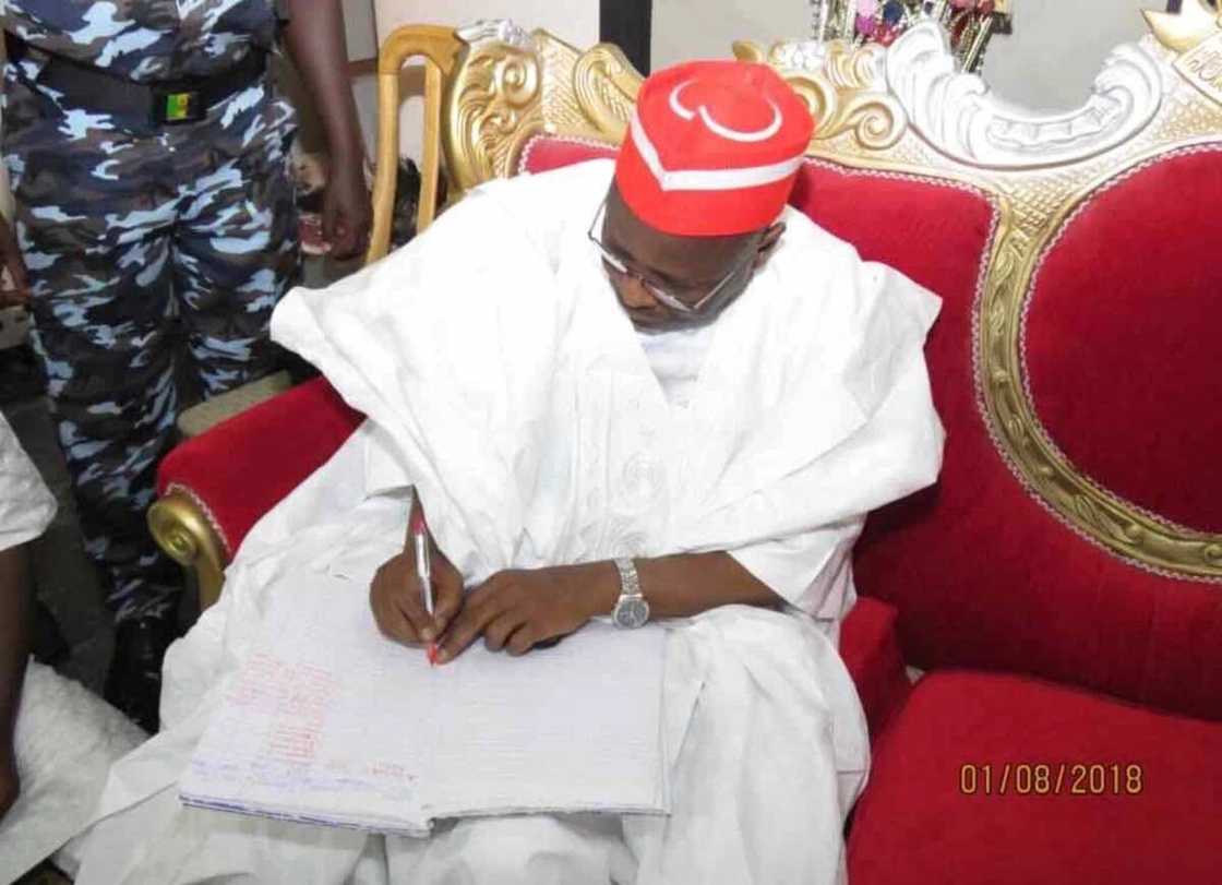 Wani babban na-kusa da Kwankwaso ya bayyana abin da ya sa su ka koma PDP Wani babban na-kusa da Kwankwaso ya bayyana abin da ya sa su ka koma PDP