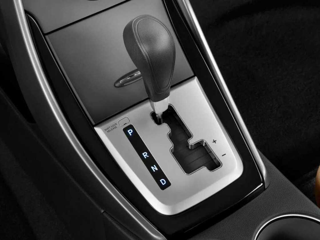 How to drive an automatic car economically? How to drive an automatic car economically?