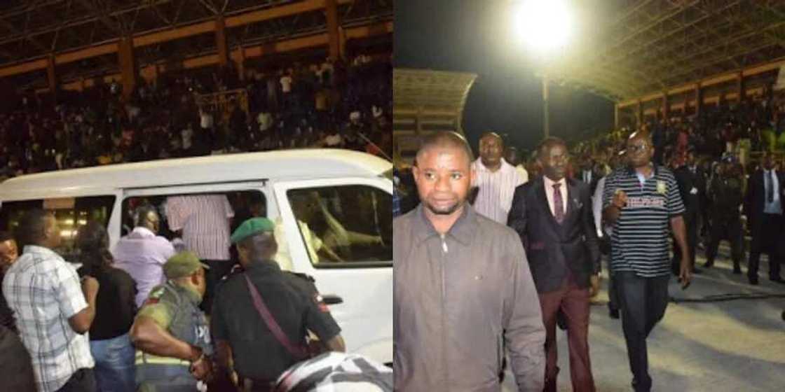 Governor Fayose Personally Drives Apostle Suleman In A Bus After DSS Saga Governor Fayose Personally Drives Apostle Suleman In A Bus After DSS Saga