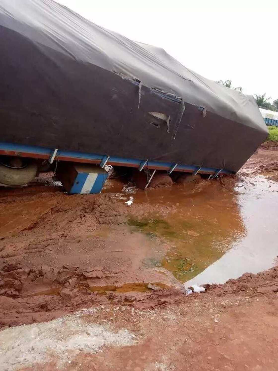 Residents lament over the bad state of Enugu-Port Harcourt Expressway