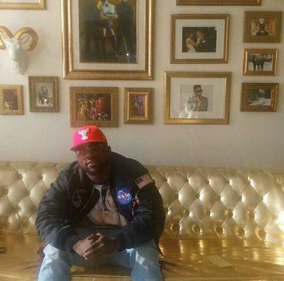 Just like Tiwa Savage, Iyanya signs major international deal Just like Tiwa Savage, Iyanya signs major international deal