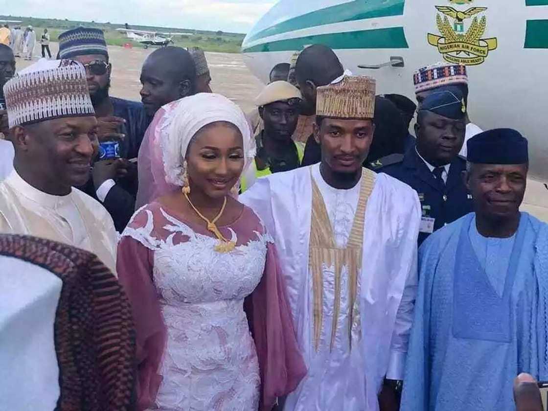 Cikin Hotuna: Ministan Shari'a, Abubakar Malami, ya aurar da diyarsa a Jihar Kebbi Cikin Hotuna: Ministan Shari'a, Abubakar Malami, ya aurar da diyarsa a Jihar Kebbi