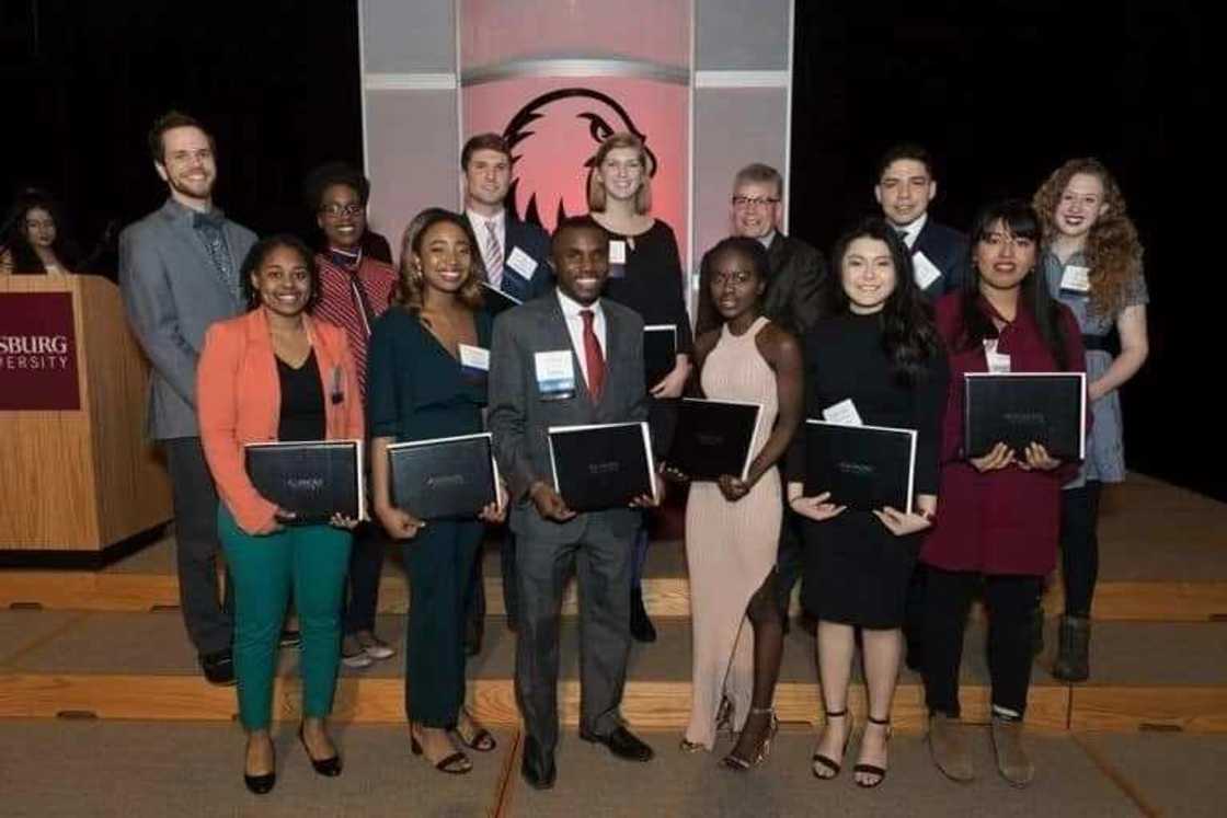 Tamu ta samu: Yadda 'yar Najeriya mai shekaru 16 ta kwashi 'yan kallo a jami'ar kasar Amurka Tamu ta samu: Yadda 'yar Najeriya mai shekaru 16 ta kwashi 'yan kallo a jami'ar kasar Amurka