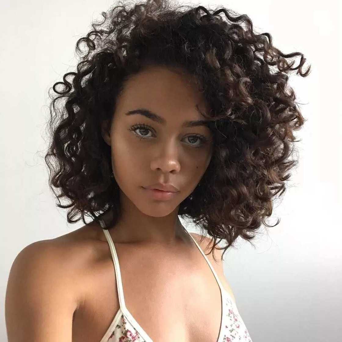 How to curl short natural hair How to curl short natural hair