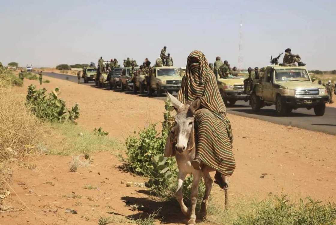 Wani mutumi yayi da'awar Annabta a Kasar Sudan Wani mutumi yayi da'awar Annabta a Kasar Sudan