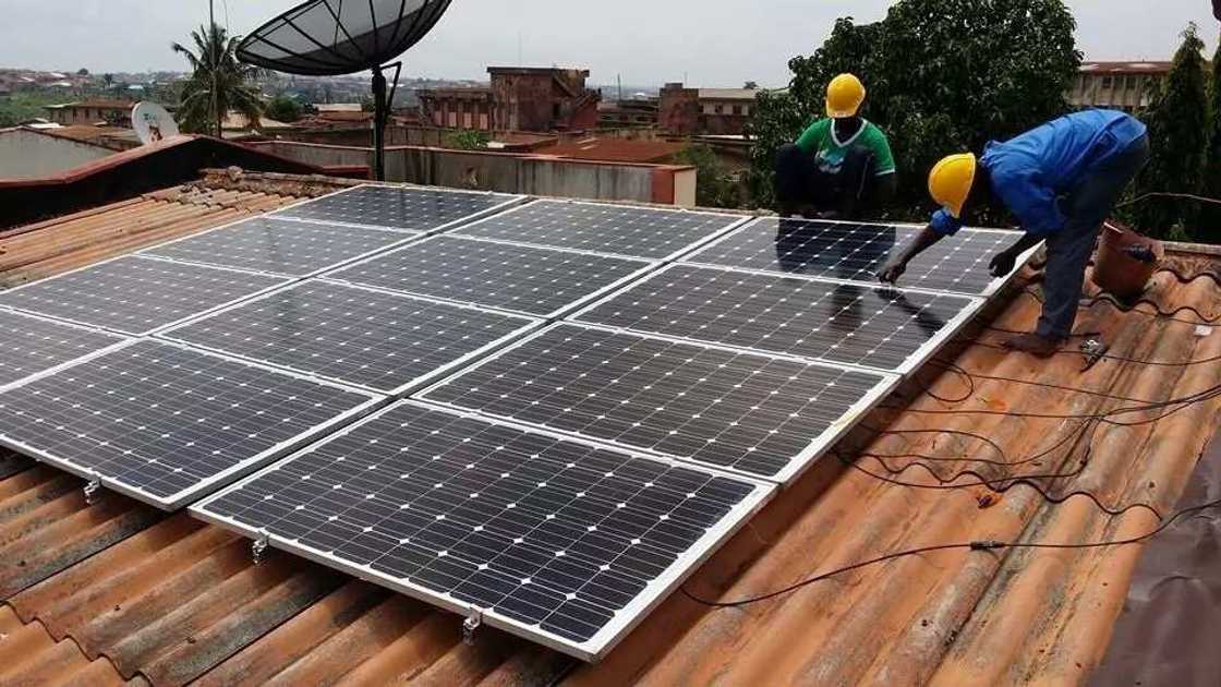 Monocrystalline type of solar panels for homes Monocrystalline type of solar panels for homes