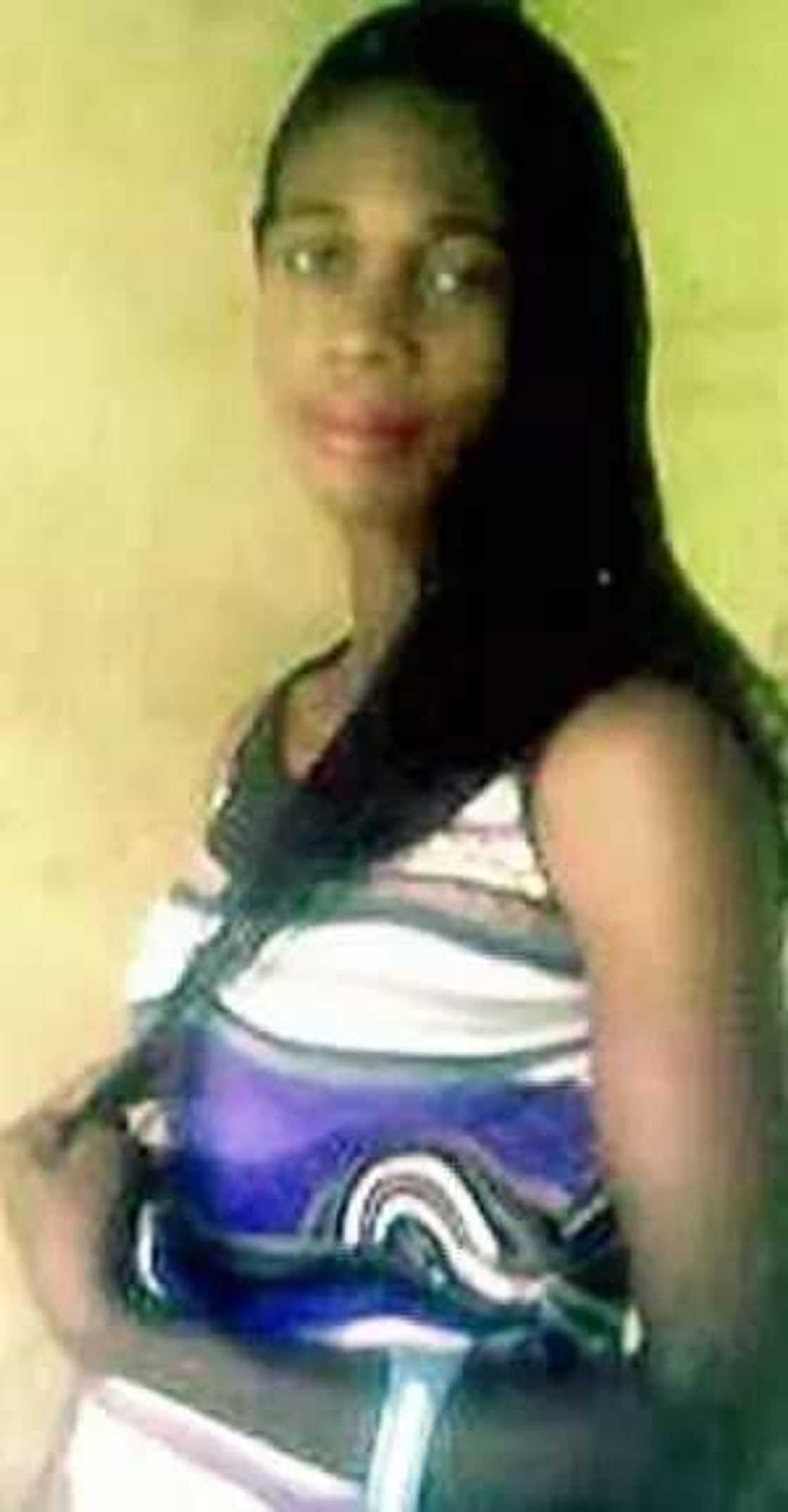 Pregnant woman dies after falling into pit twice Pregnant woman dies after falling into pit twice