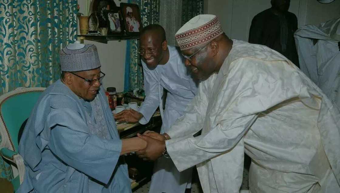 HOTO: Atiku, IBB na cikin ganawa