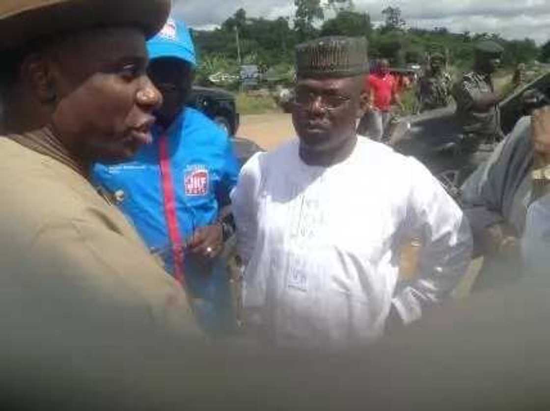 Jonathan’s soldiers ambushed Amaechi’s convoy (photos)