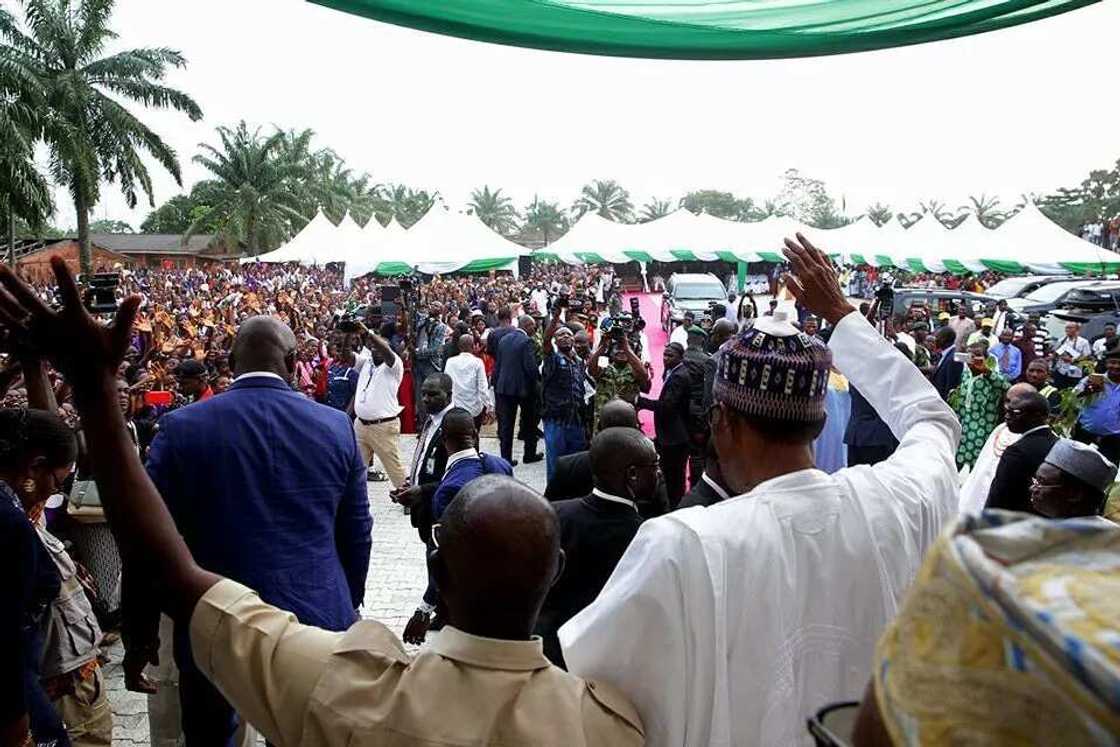 Buhari asks APC to find new job for Oshiomhole Buhari asks APC to find new job for Oshiomhole