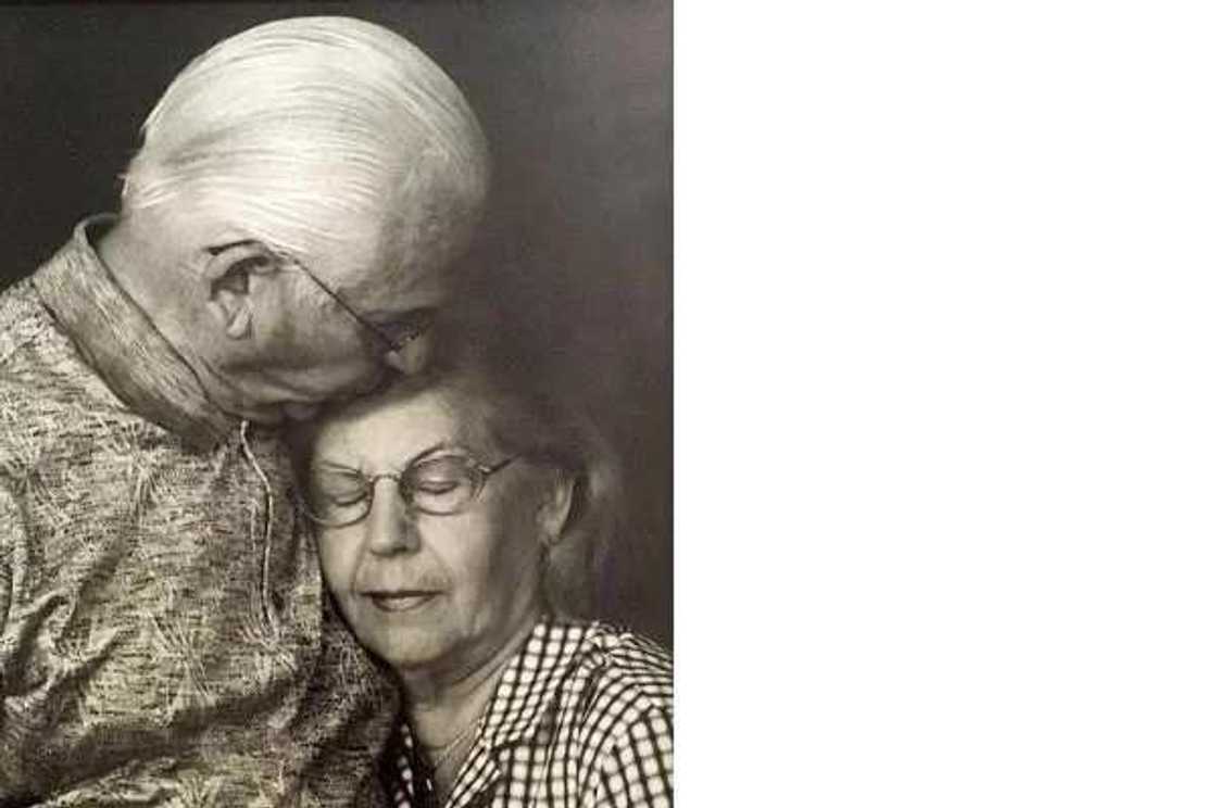 After being married for 69 years, couple die minutes apart (photos) After being married for 69 years, couple die minutes apart (photos)