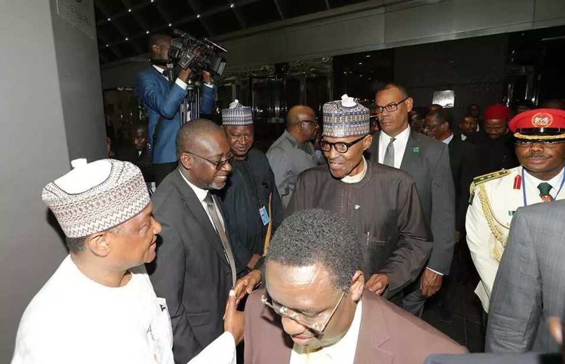 President Buhari jets to New York for medical appointment in London (photos) President Buhari jets to New York for medical appointment in London (photos)
