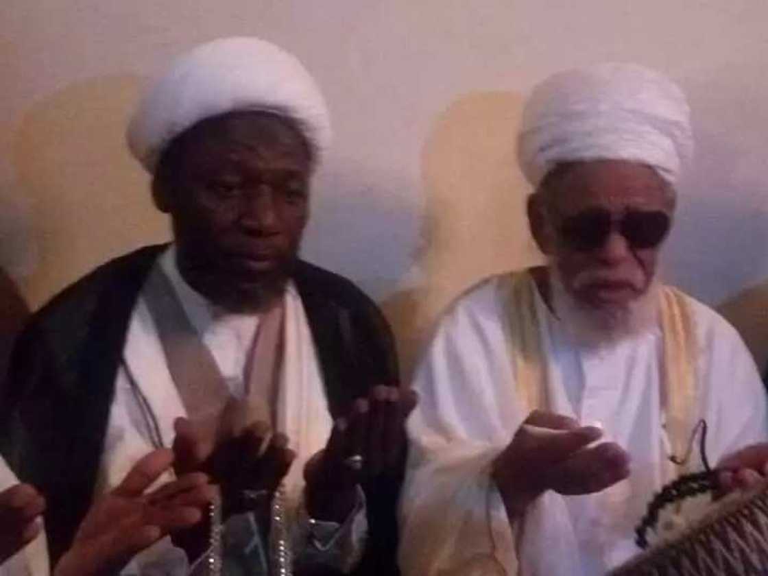 Kalli hotunan ziyarar da ýan Shi’a suka kai ma Shehi Dahiru Bauchi Kalli hotunan ziyarar da ýan Shi’a suka kai ma Shehi Dahiru Bauchi