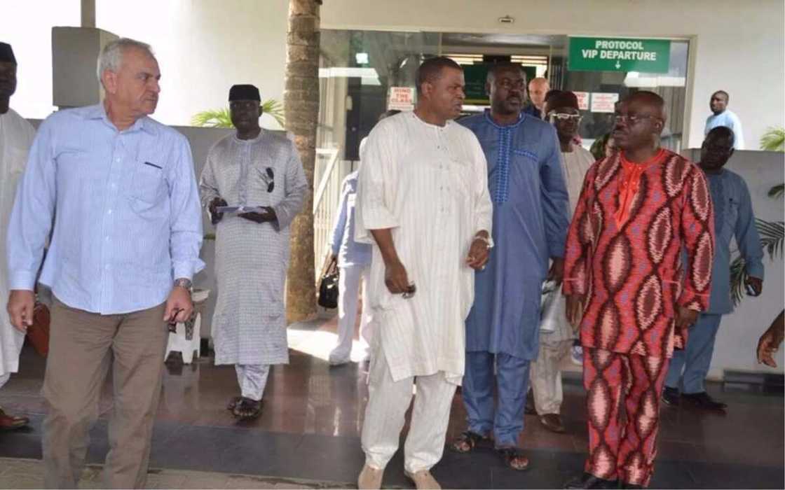 4 days after donating 200 armoured vehicles, Jordan sends top military chief to Nigeria (photos) 4 days after donating 200 armoured vehicles, Jordan sends top military chief to Nigeria (photos)