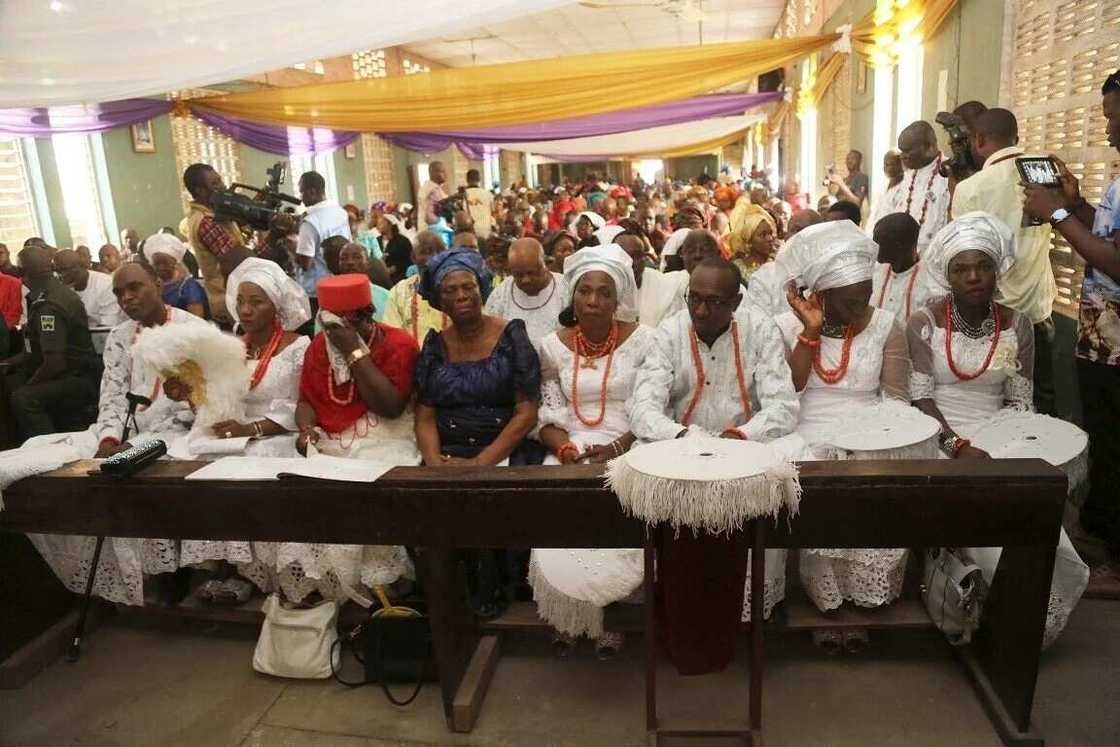 Faces at burial ceremony of late Senator Francis Spanner Okpozo (Photos)