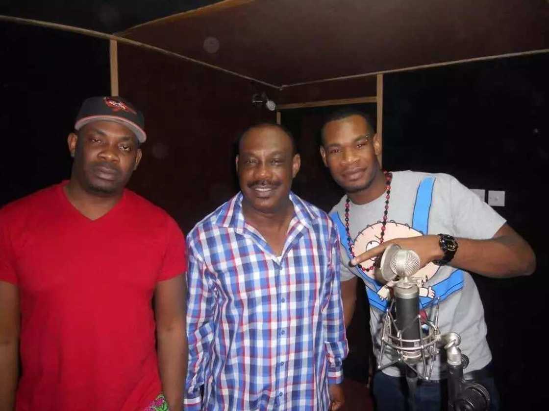 Collins Enebeli with his sons: Don Jazzy and D’Prince Collins Enebeli with his sons: Don Jazzy and D’Prince