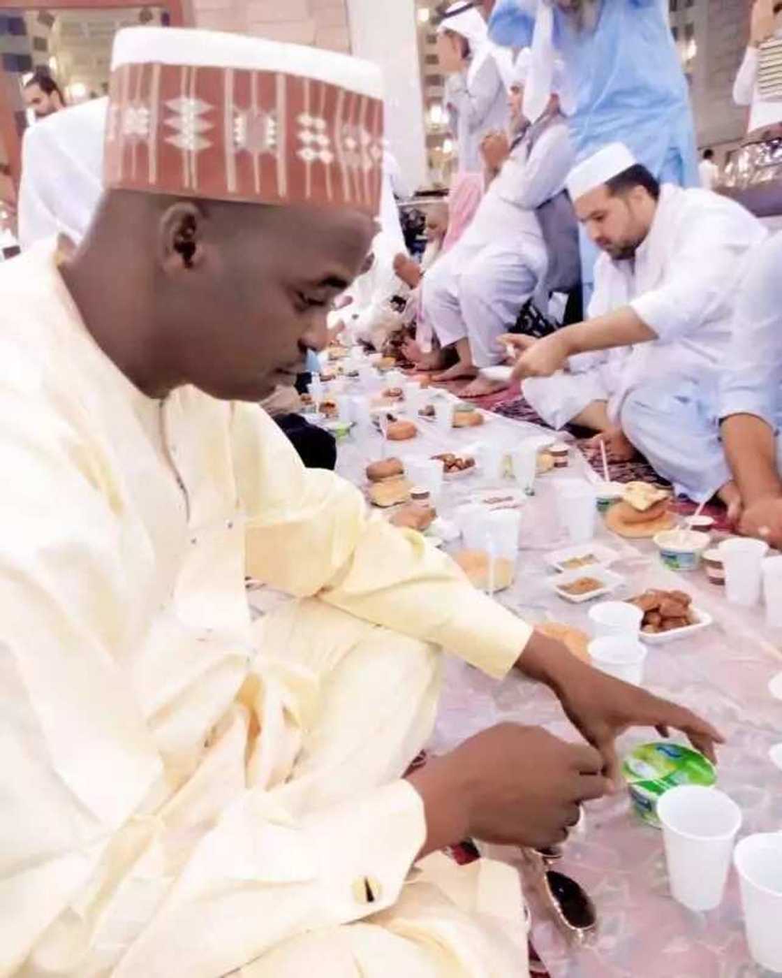 Kalli hotunan manyan jaruman Kannywood 5 da suka tafi kasa mai tsarki don yin ibadah a wannan watan na Ramadan