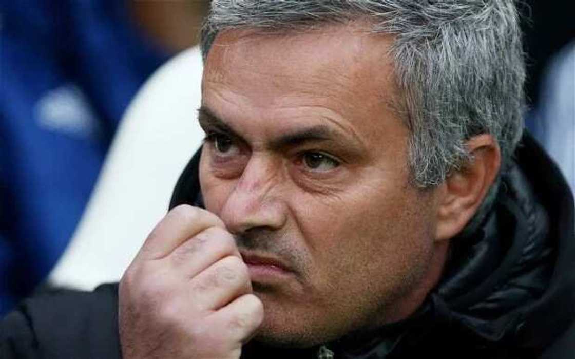 Jose Mourinho ya kafa bakin tarihin zama Kocin da kungiyoyi 3 su ka tsige a kasar Ingila