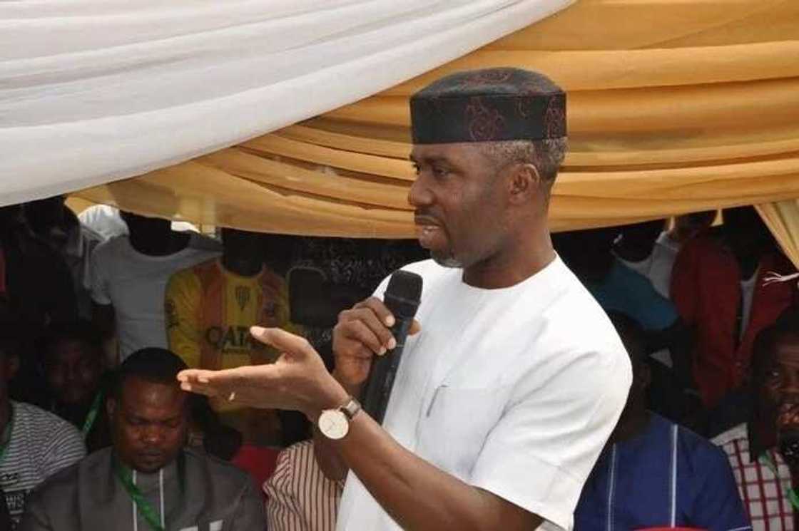 2019: Governor Okorocha allegedly compels Imo lawmakers to endorse son-in-law 2019: Governor Okorocha allegedly compels Imo lawmakers to endorse son-in-law
