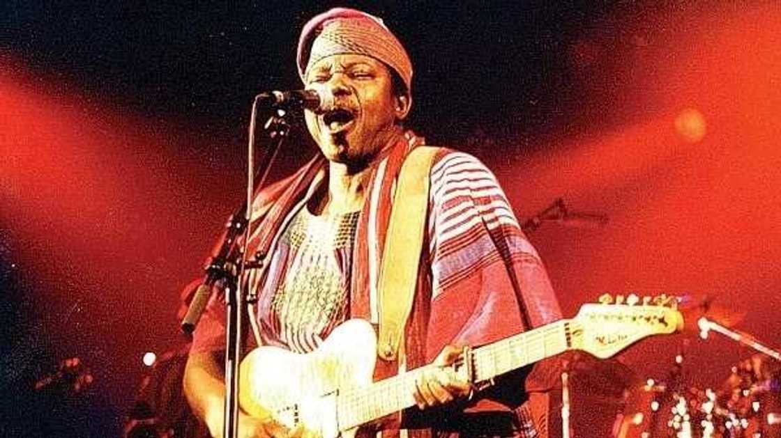 King Sunny Ade performing King Sunny Ade performing