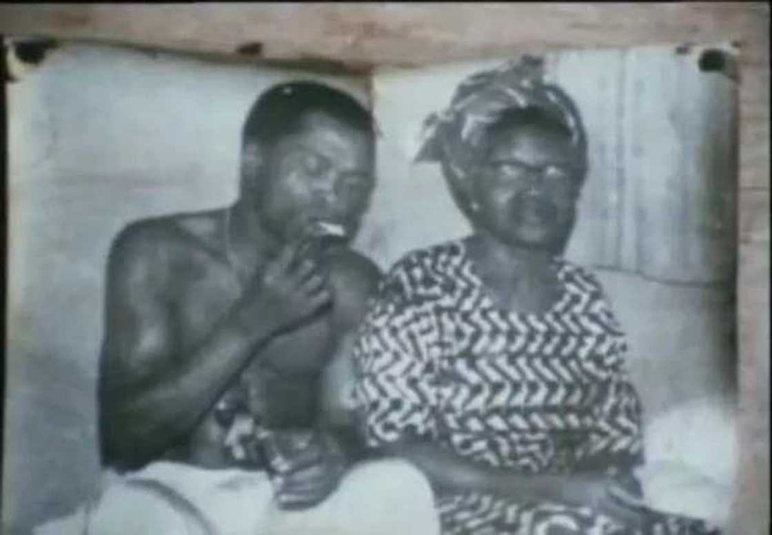 Meet Funmilayo Ransome-Kuti, the first woman to drive a car in Nigeria (photos) Meet Funmilayo Ransome-Kuti, the first woman to drive a car in Nigeria (photos)
