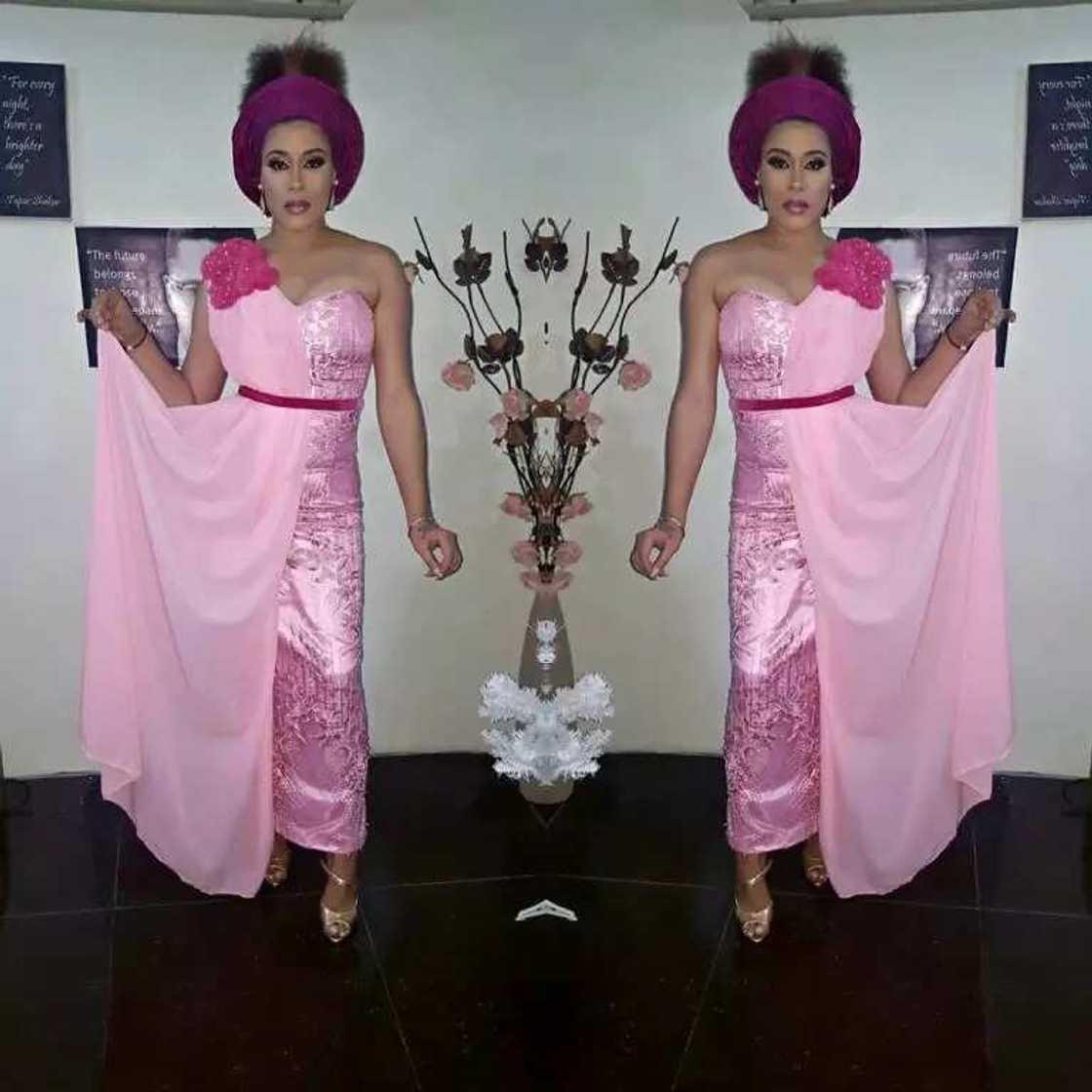 Stunning asoebi pictures from Stephanie Coker’s wedding Stunning asoebi pictures from Stephanie Coker’s wedding