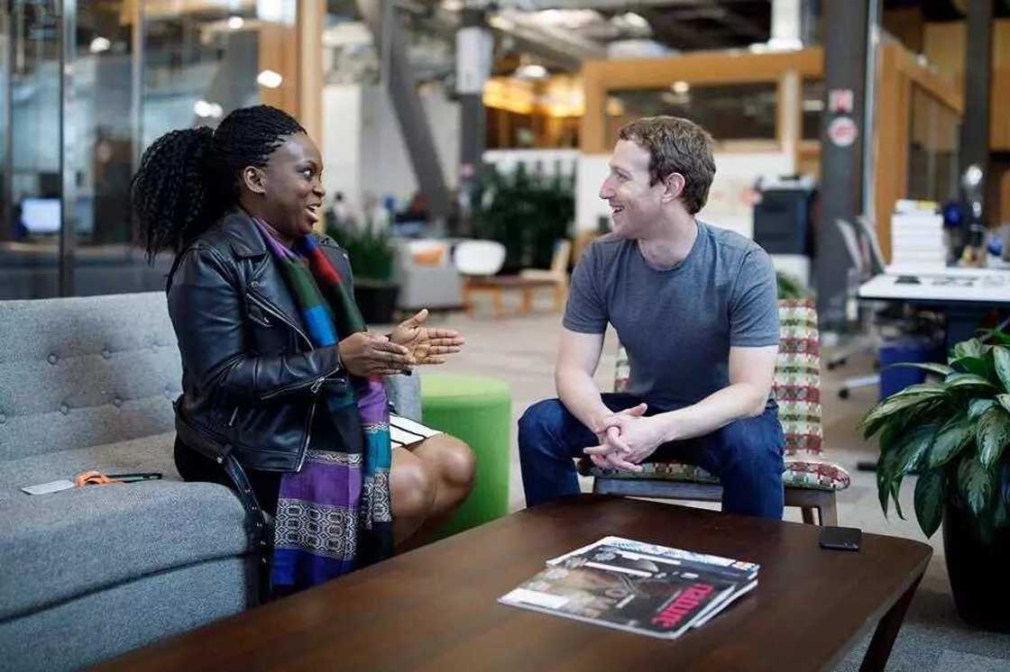 Mark Zuckerberg meets founder of Females in Nigeria Facebook group, Lola Omolola (photo) Mark Zuckerberg meets founder of Females in Nigeria Facebook group, Lola Omolola (photo)