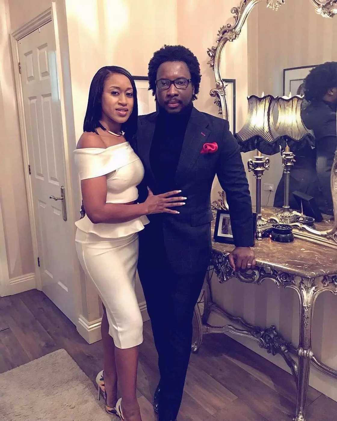 Sonnie Badu with wife