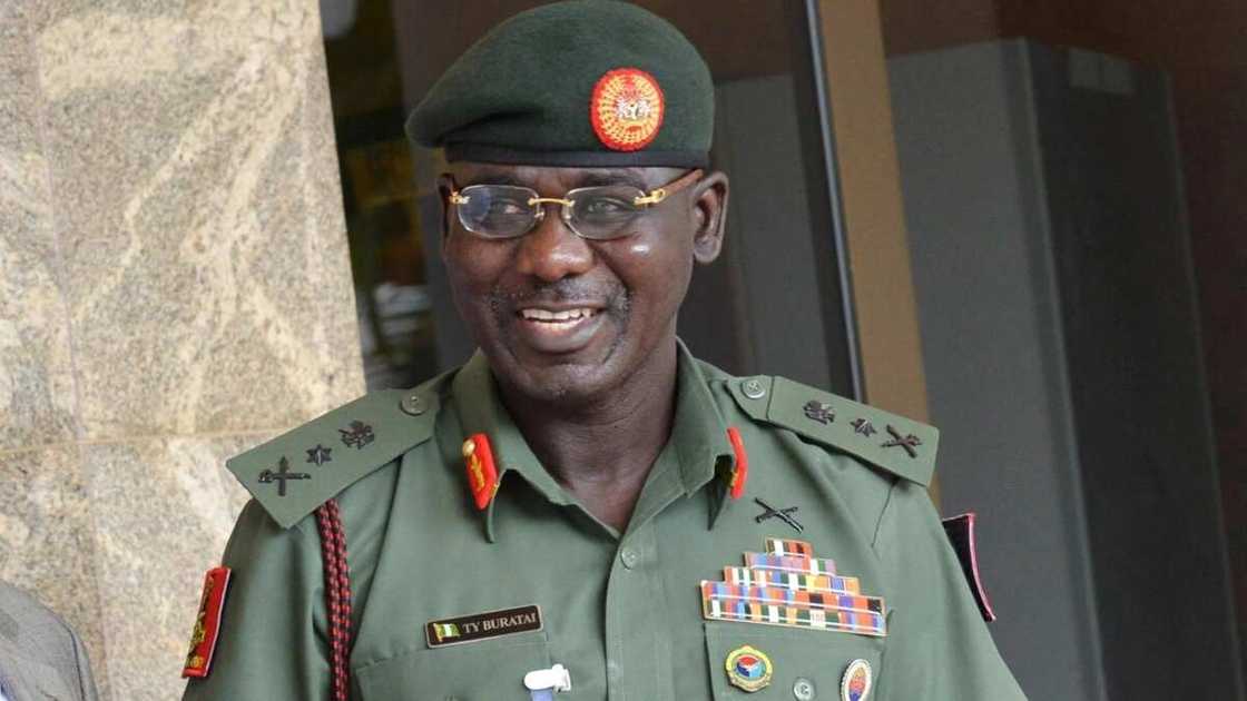 Hukumar Sojin Kasa za ta fara kera Motocin Yaki a 2025 - Buratai Hukumar Sojin Kasa za ta fara kera Motocin Yaki a 2025 - Buratai