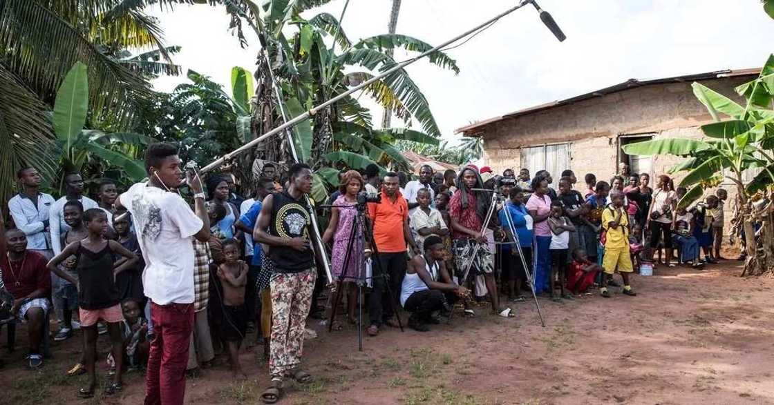 How is the film made in Nollywood? How is the film made in Nollywood?