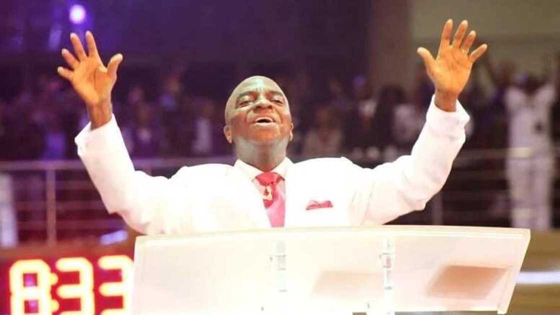 Bishop Oyedepo Warns Nigerian Youths, says Excessive use of Social Media Kills Destiny Bishop Oyedepo Warns Nigerian Youths, says Excessive use of Social Media Kills Destiny
