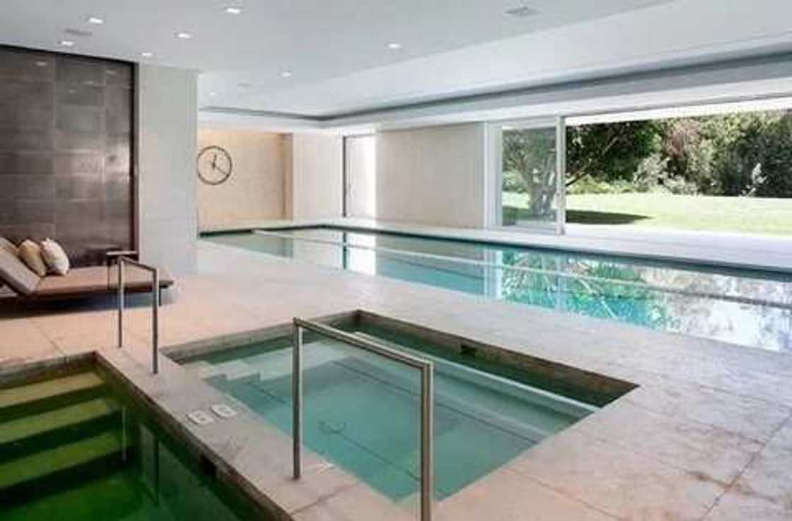 Lavish! Jay Z And Beyonce Move Into $45 Million Mansion (PICTURES) Lavish! Jay Z And Beyonce Move Into $45 Million Mansion (PICTURES)