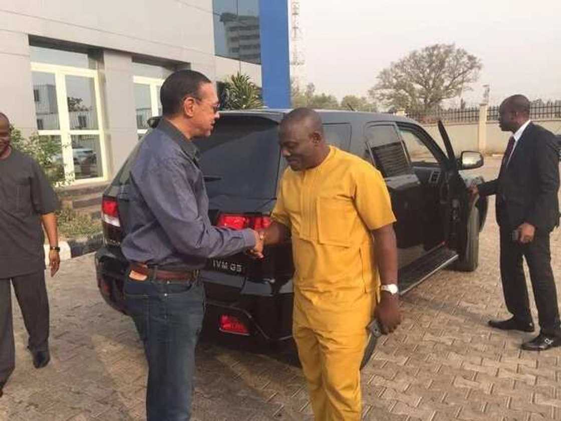 Senator Murray-Bruce acquires made-in Nigeria cars (photos) Senator Murray-Bruce acquires made-in Nigeria cars (photos)