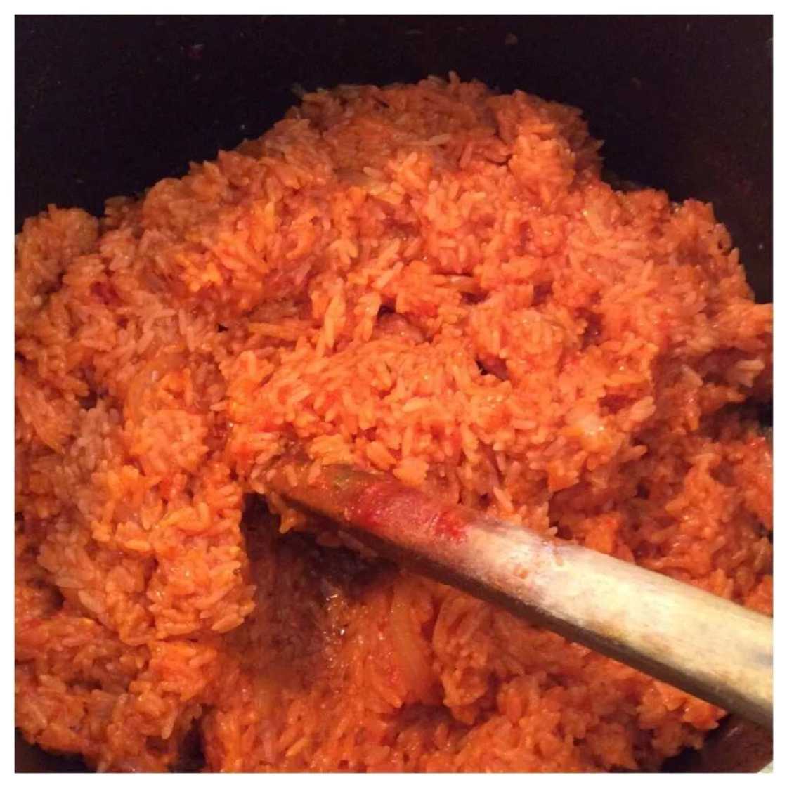 How to cook party jollof rice