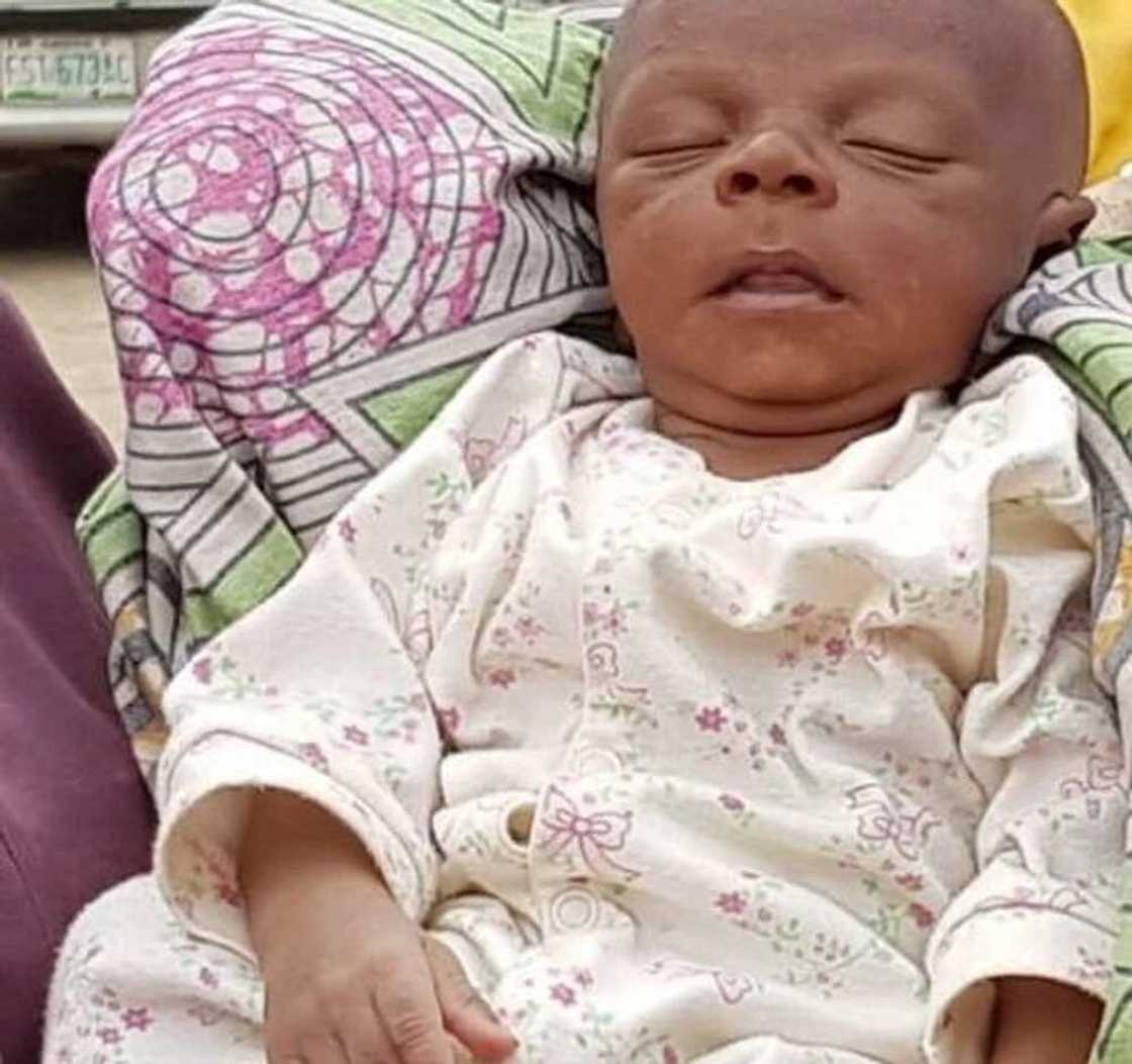 An ceto wata Jaririya a karkashin Tirela a Kaduna An ceto wata Jaririya a karkashin Tirela a Kaduna