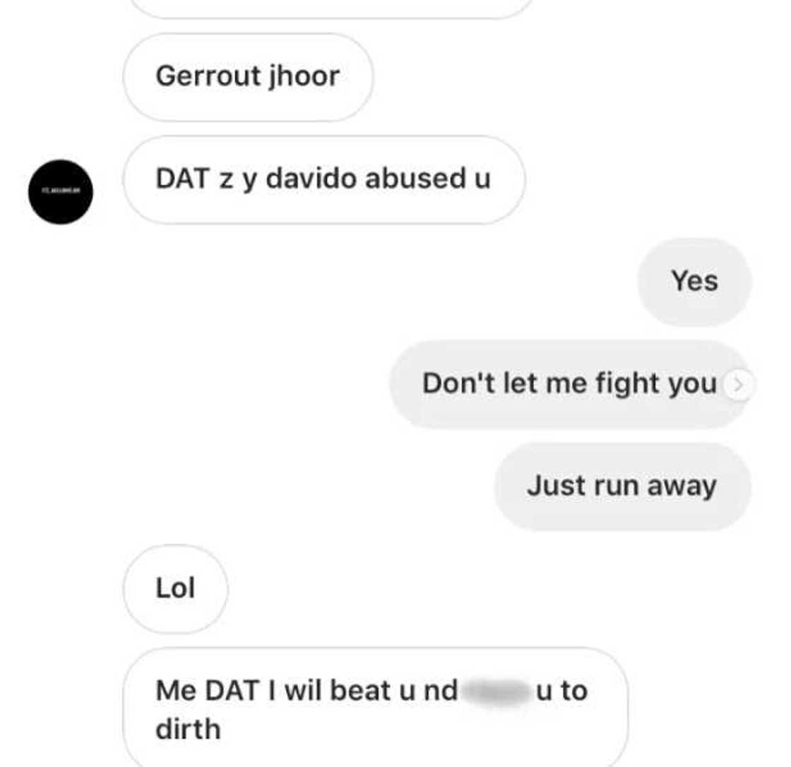 Young man threatens to beat, kill lady for refusing to appear in a music video (photos) Young man threatens to beat, kill lady for refusing to appear in a music video (photos)