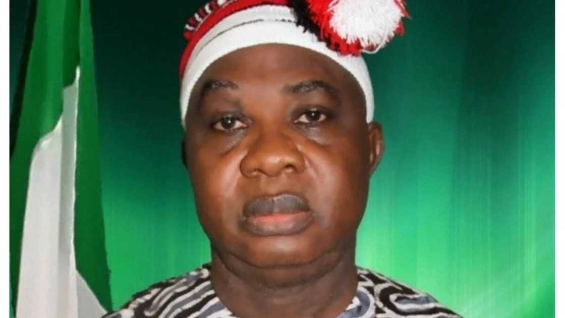 Yanzu Yanzu: An kwashi yan kallo a majalisa yayinda yan PDP suka tokare dan jam’iyyarsu daga komawa APC