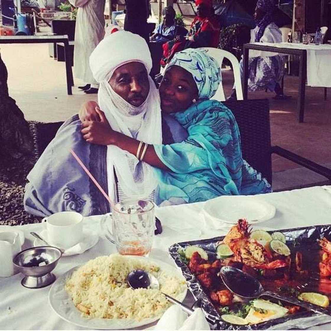 Emir of Kano Sanusi Shows Off His Wives & Children Emir of Kano Sanusi Shows Off His Wives & Children