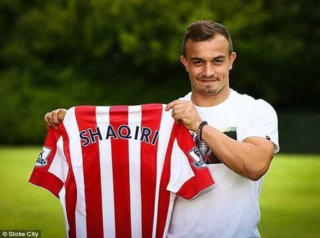 Ramadan: Sunaye da fuskokin wasu fitattun 'yan kwallon Duniya 32 da za su yi azumi Ramadan: Sunaye da fuskokin wasu fitattun 'yan kwallon Duniya 32 da za su yi azumi