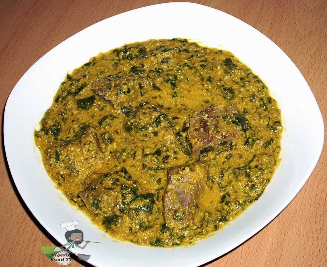 How to Cook Egusi Soup – Caking Method How to Cook Egusi Soup – Caking Method