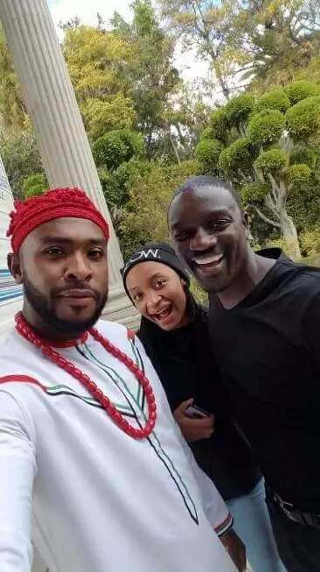 Hotunan Rahama Sadau tare da su Akon