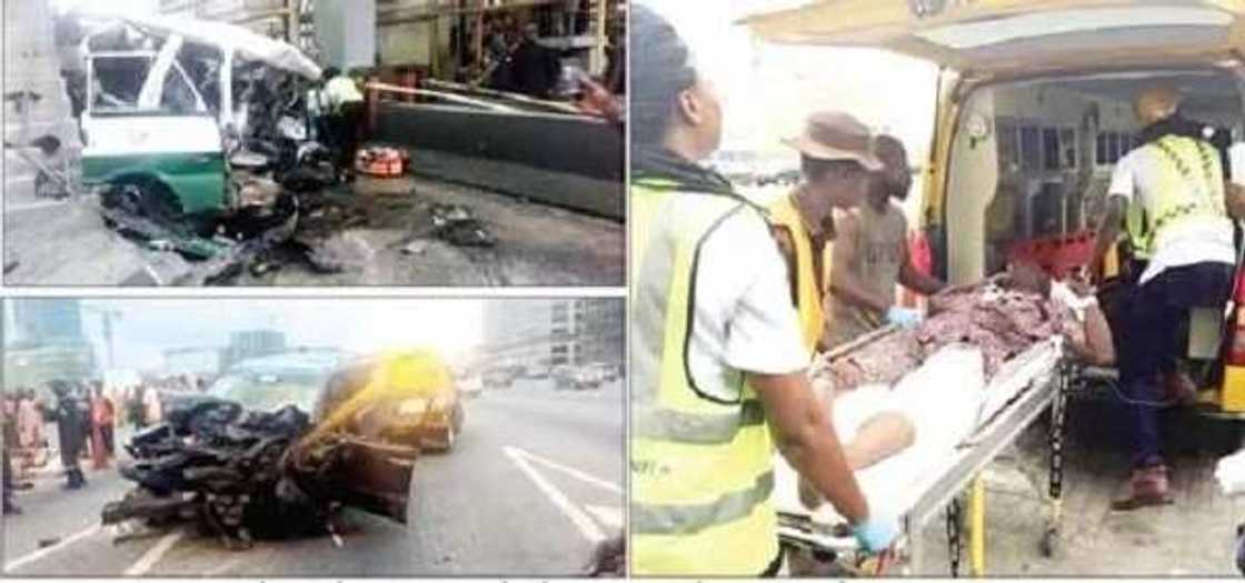 Hatsarin Mota : Wani direba da yayi tatul da ruwan barasa ya kashe mutane hudu a kofar shiga Lekki (Toll Gate) Hatsarin Mota : Wani direba da yayi tatul da ruwan barasa ya kashe mutane hudu a kofar shiga Lekki (Toll Gate)