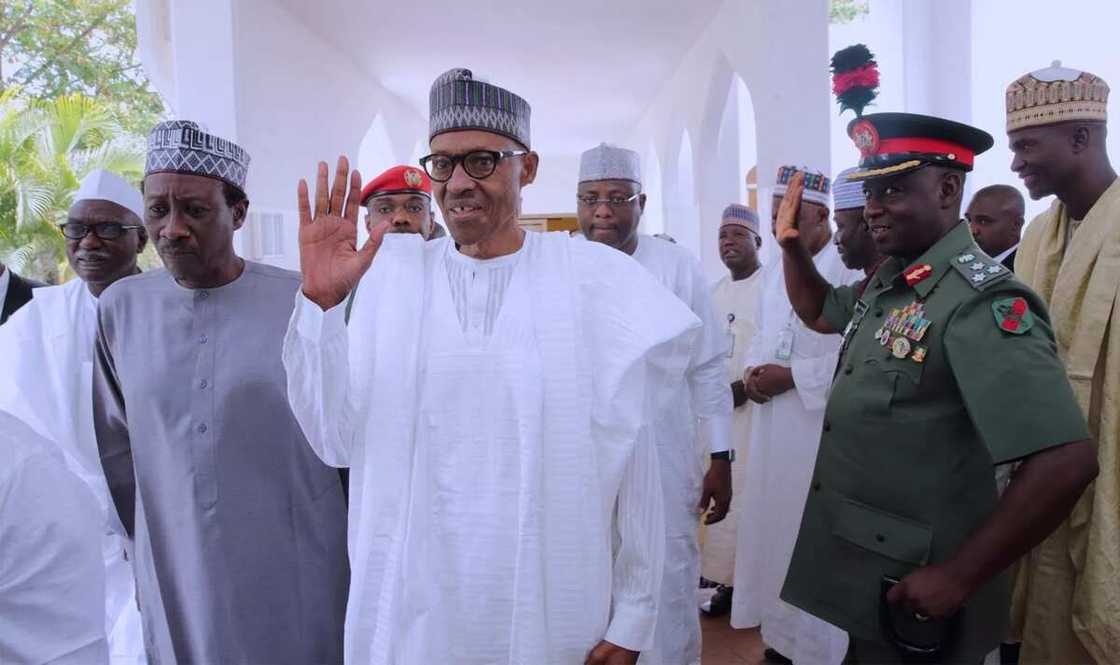 Buhari ya koka, ya ce Allah ba zai yafewa shugabannin da suka mulki Najeriya a baya ba Buhari ya koka, ya ce Allah ba zai yafewa shugabannin da suka mulki Najeriya a baya ba