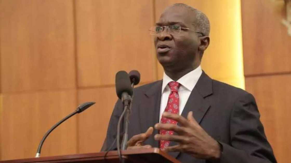 New electricity tariff: Fashola justifies increment New electricity tariff: Fashola justifies increment