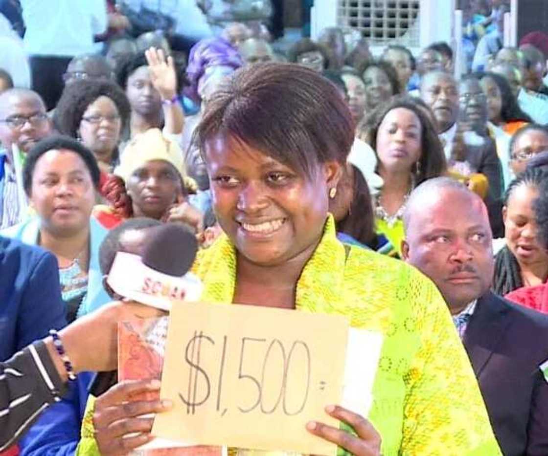 TB Joshua exposes Ghanaian shrine where elderly 'priests' enslave, sleep with virgin girls (photos/video) TB Joshua exposes Ghanaian shrine where elderly 'priests' enslave, sleep with virgin girls (photos/video)