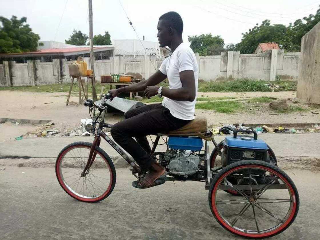 Wani Dan baiwa ya kirkiro keke mai kama da babur a Najeriya