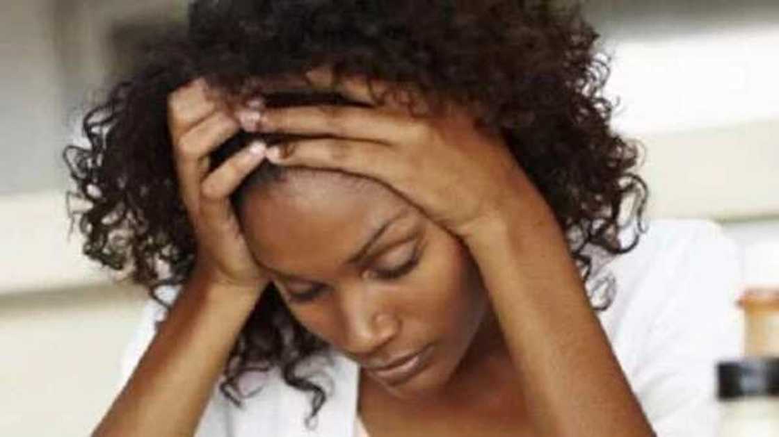 ‘Yata da mijina suna da wata alaka, kuma bazan iya dakatar da shi ba – wata mata ta koka ‘Yata da mijina suna da wata alaka, kuma bazan iya dakatar da shi ba – wata mata ta koka