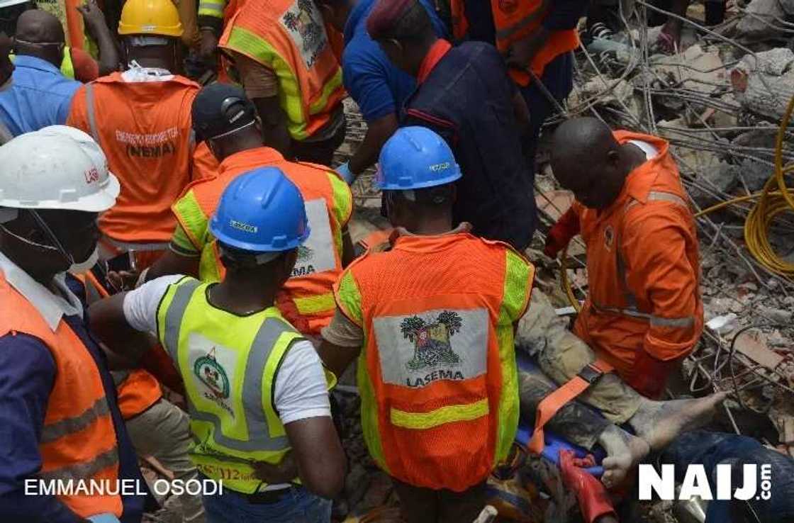 34 dead as 5-storey building collapses in Lagos 34 dead as 5-storey building collapses in Lagos