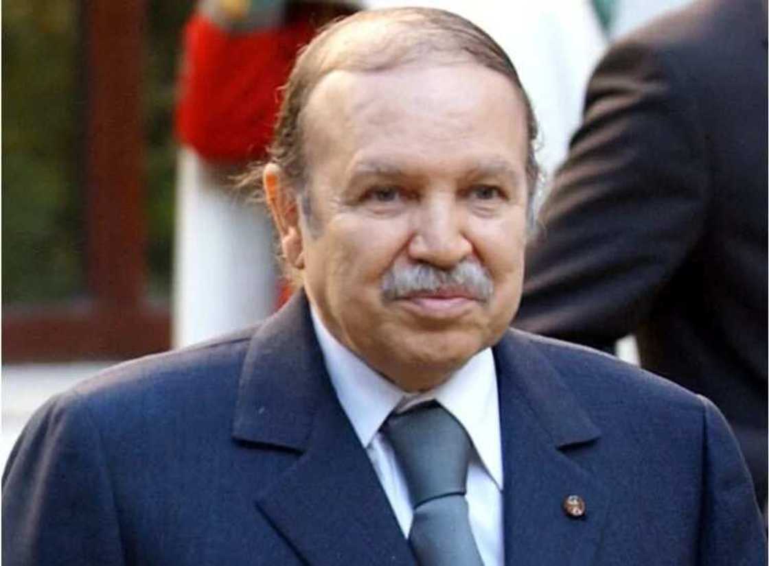 Shugabannin kasa da su ka fi kowa tsufa a Afrika (Ina matsayin Shugaba Buhari) Shugabannin kasa da su ka fi kowa tsufa a Afrika (Ina matsayin Shugaba Buhari)