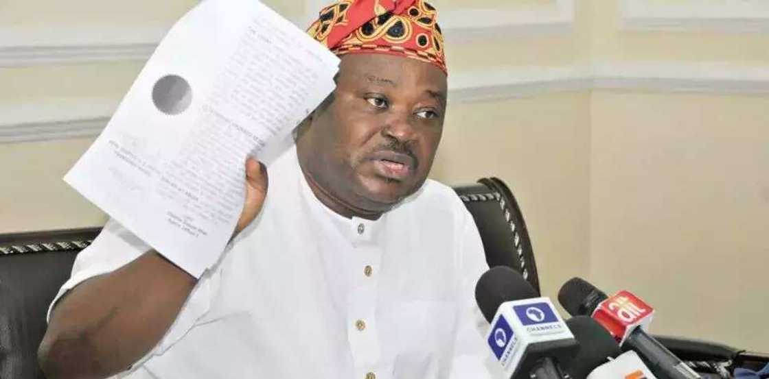 Lauyoyi 3 da suka fi kowa kudi duk Najeriya Lauyoyi 3 da suka fi kowa kudi duk Najeriya